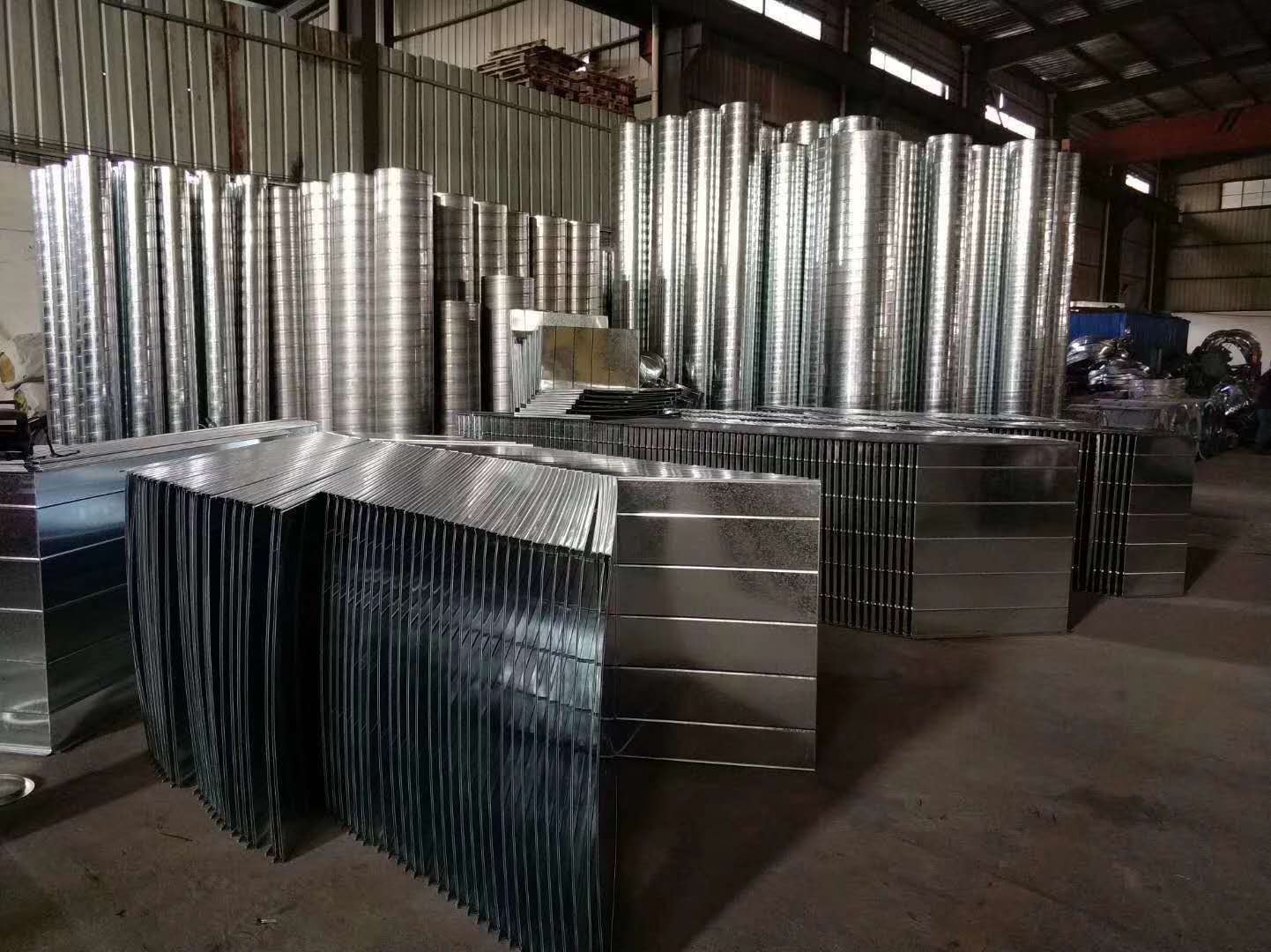湖南省偉利翔機(jī)械通風(fēng)設(shè)備有限公司,永州市生產(chǎn)安裝螺旋風(fēng)管,共板風(fēng)管,消防風(fēng)管,銷(xiāo)售冷風(fēng)機(jī),負(fù)壓風(fēng)機(jī)